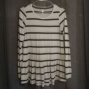 Long sleeve striped peplum top